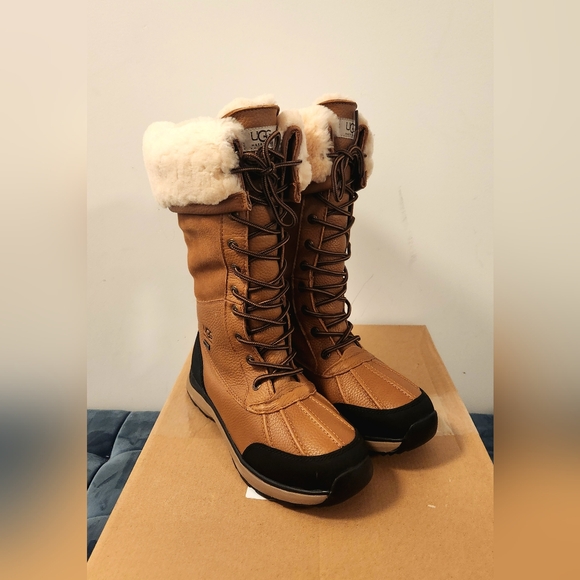 Brand new - UGG ADIRONDACK Tall BOOT III Snow Boot womens, chestnut - Picture 3 of 8